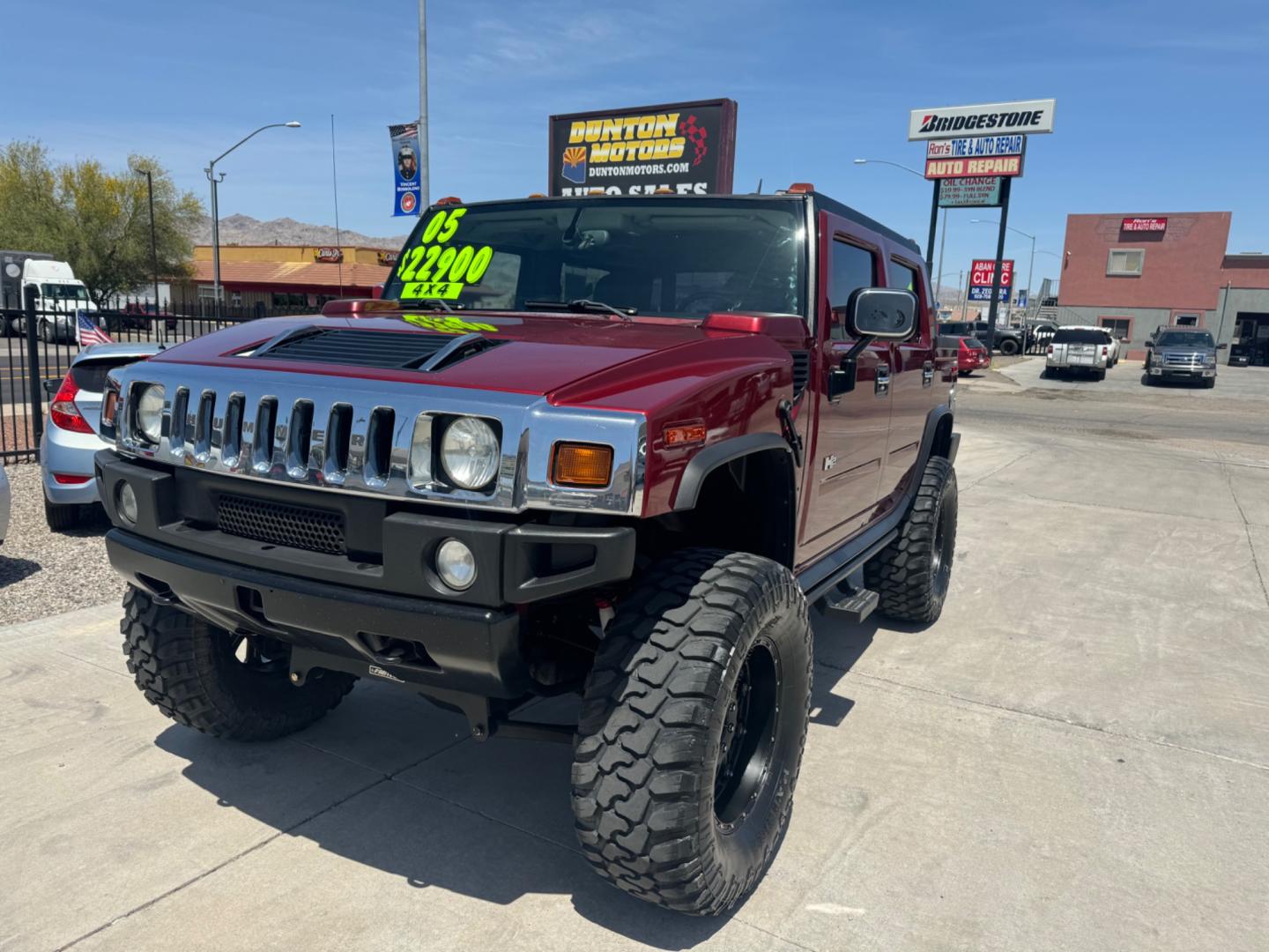 2005 Red /black Hummer H2 SUT , located at 2190 Hwy 95, Bullhead City, AZ, 86442, (928) 704-0060, 0.000000, 0.000000 - 2005 Hummer H2 SUT. only 92k miles. 6.0 V8 4 wheel drive. New transmission with warranty. New shocks. lots of extras .onstar. backup camera, custom stereo. fabtech 6 in lift with 40 in tires. Big Bad Hummer. $22900. Free and clear title. - Photo#2